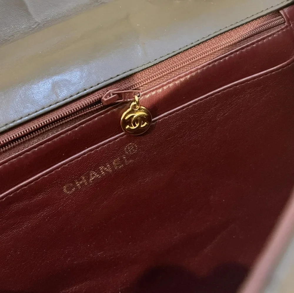 CHANEL cross body - Picture 5 of 9